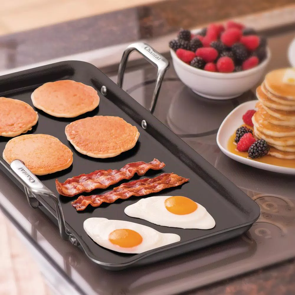 Chantal 21 Supreme 19 in. Ceramic Nonstick Tri-Ply Stainless Steel Griddle