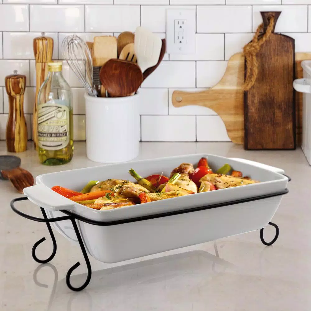 Gibson Elite 15.5 in. Rectangle Stoneware Bakeware Set with Metal Rack, 2-Piece