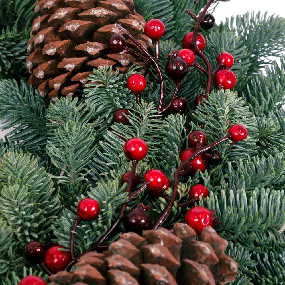 VAN ZYVERDEN 24 in. Live Fresh Cut Pacific Northwest Noble Fir Christmas Wreath with Berries and Pinecones