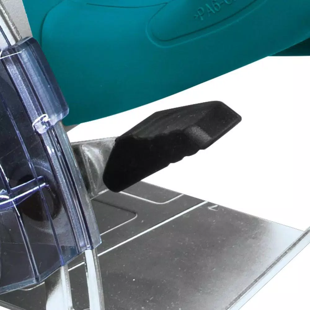 Makita 5 in. Dry Masonry Saw with Dust Extraction, 13 Amp