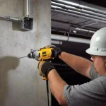 DEWALT 1/2 in. 10 Amp VSR Mid-Handle Grip Hammer Drill Kit thumbnail 4