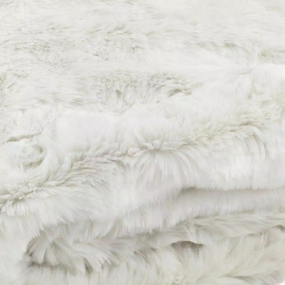 Safavieh Faux Chinchilla Snow White Throw Blanket, 50 x 60 in, Glam Style