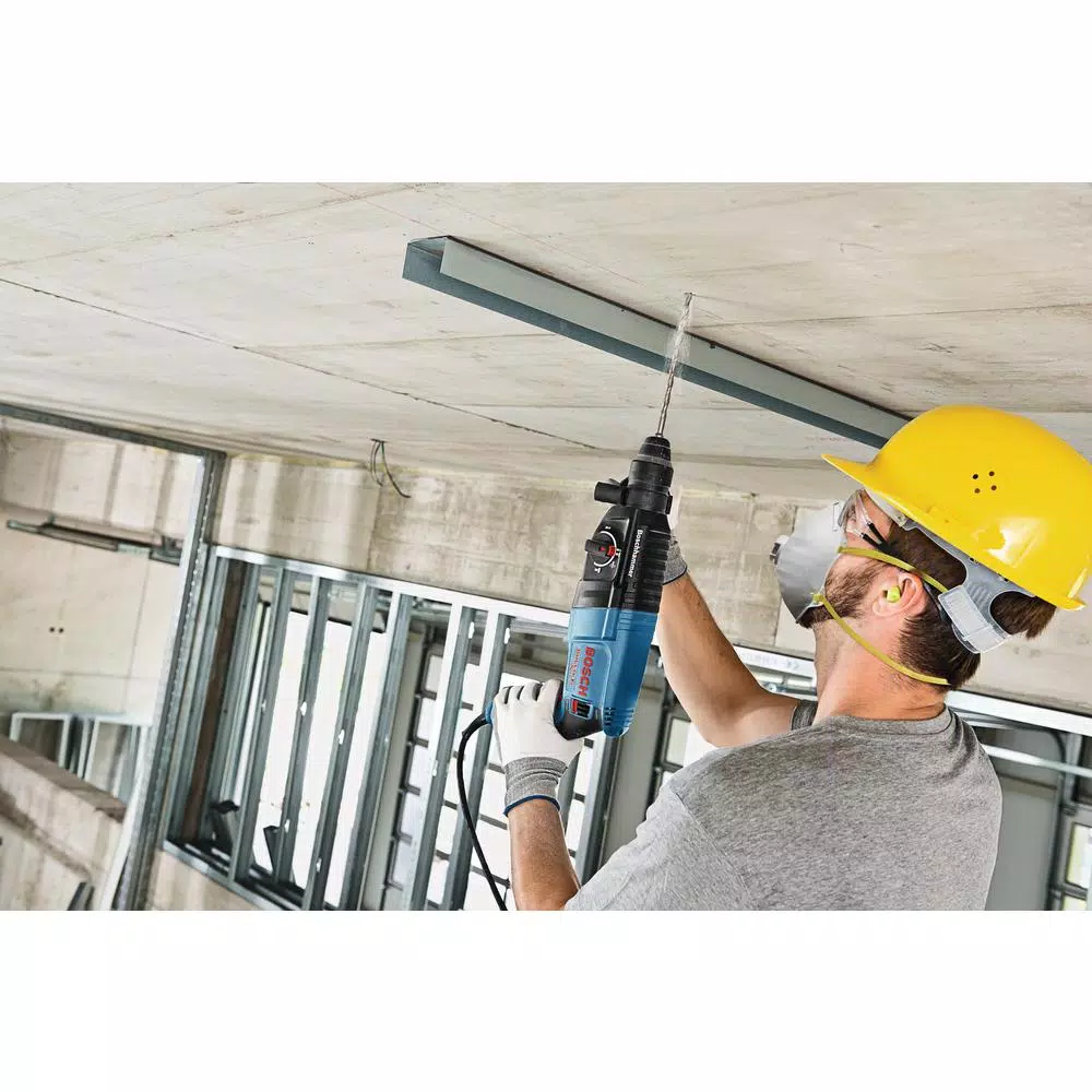 Bosch GBH2-26 Bulldog Xtreme 8 Amp SDS-Plus Rotary Hammer Drill with Carrying Case