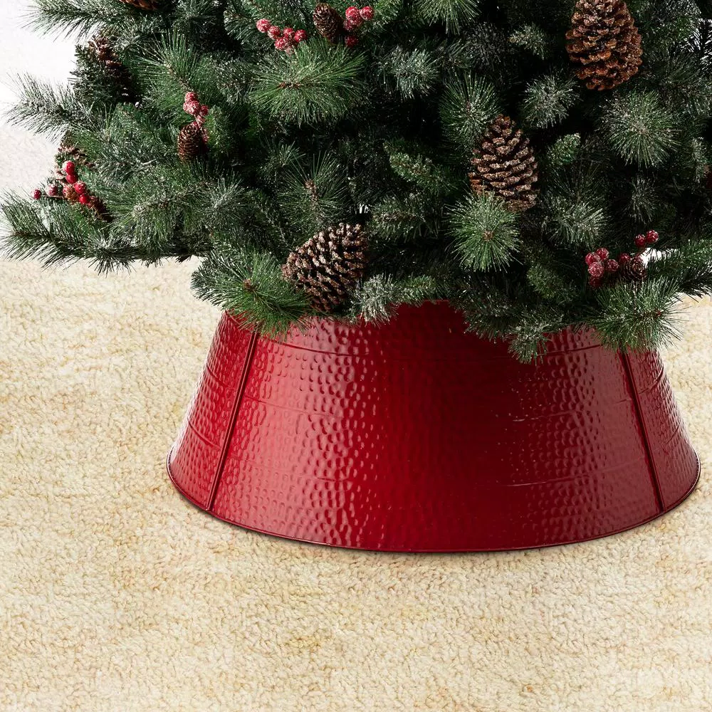 Glitzhome 26 in. Red Hammered Metal Tree Collar - Rustic Christmas Decor