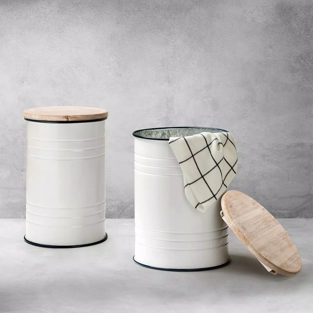 Glitzhome Farmhouse Enamel Metal Round Container Set with Wood Lids, Set of 2