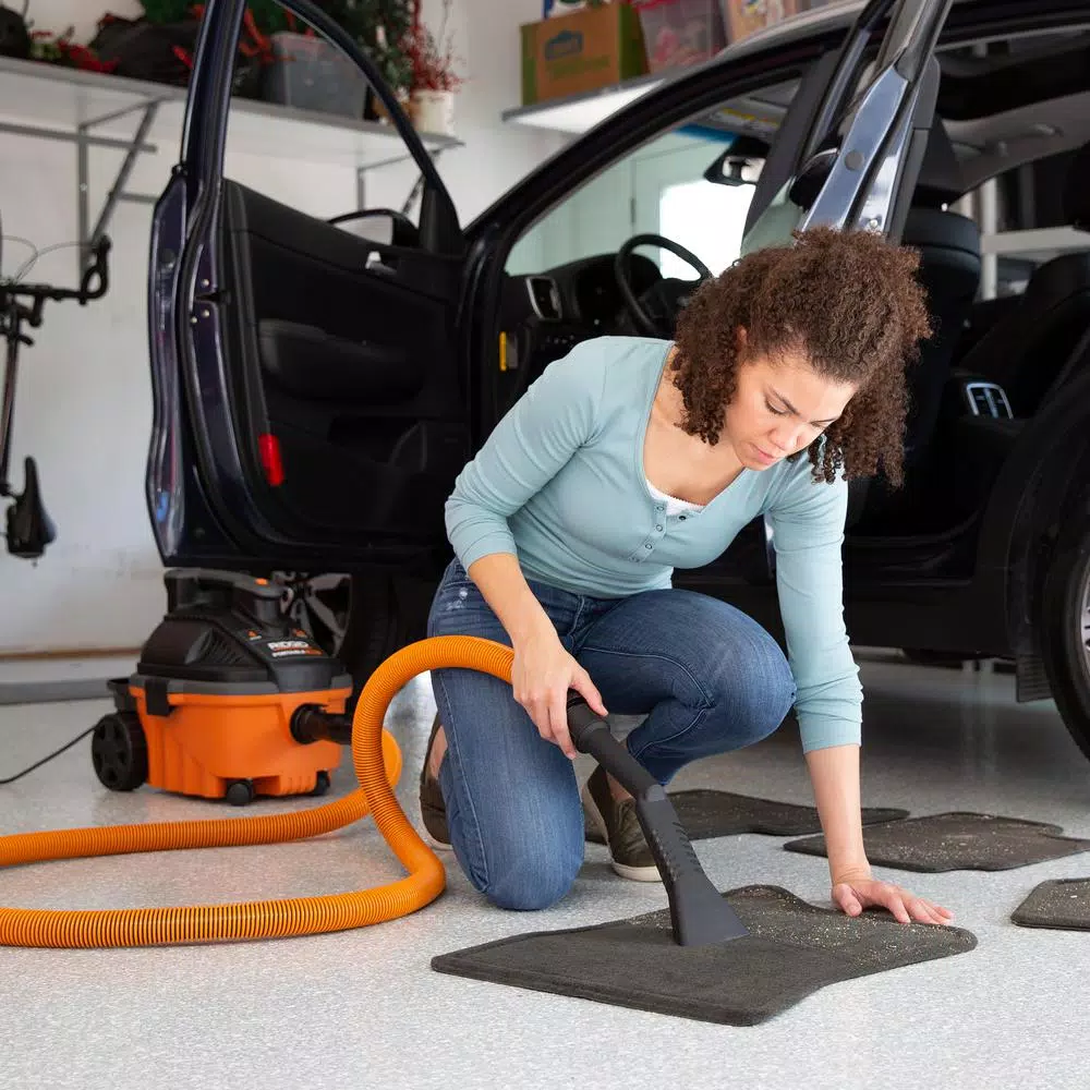 RIDGID 4 Gal. 5.0 Peak HP Portable Wet/Dry Shop Vacuum with Premium Car Cleaning Kit