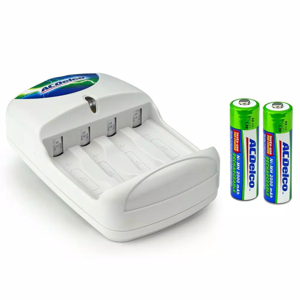 ACDelco AA/AAA NiMH Rechargeable Quick Charger Kit with 2 AA Batteries