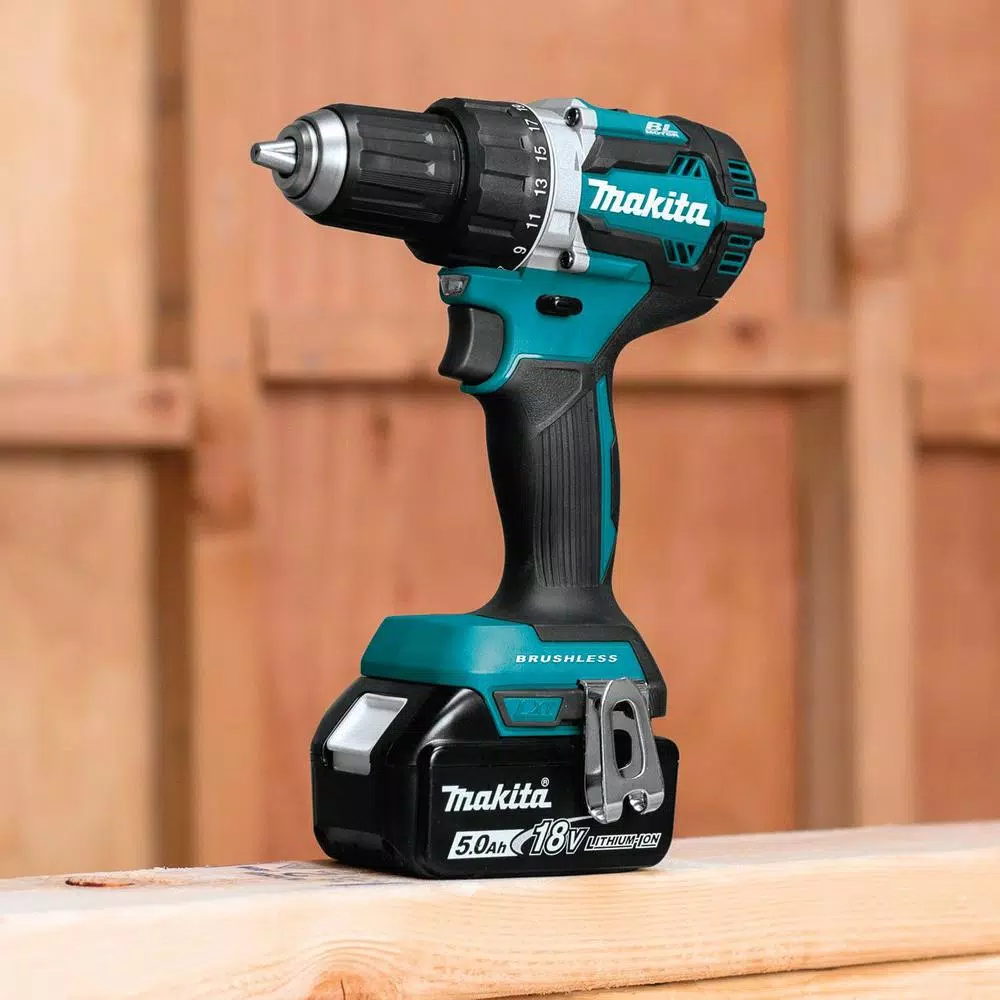 Makita 18V LXT Brushless 1/2 in. Driver-Drill Kit with Two 5.0 Ah Batteries, Charger, and Bag