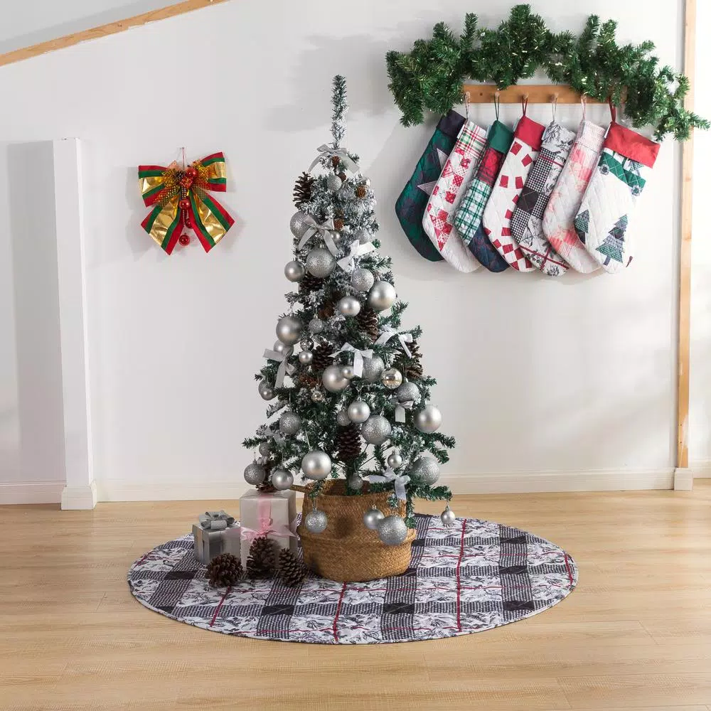 Country Living Faith 48 in. Reversible Quilted Microfiber Tree Skirt - Chickadee Toile & Floral