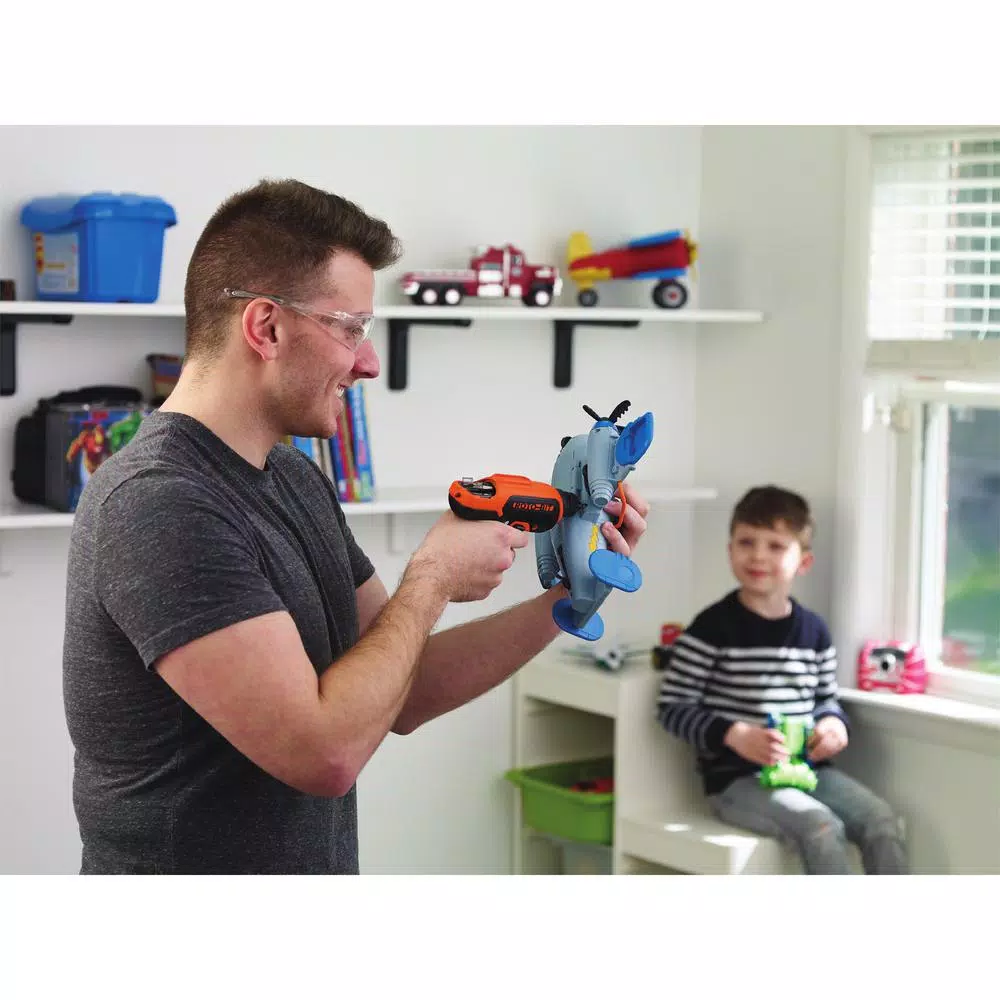 BLACK+DECKER 4V MAX Lithium-Ion Cordless Electric Screwdriver with Rotating Bit Cartridge and Charger