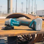 Makita 18V LXT Brushless 4-1/2" to 5" Angle Grinder with Electric Brake & Bonus 5.0 Ah Battery thumbnail 7