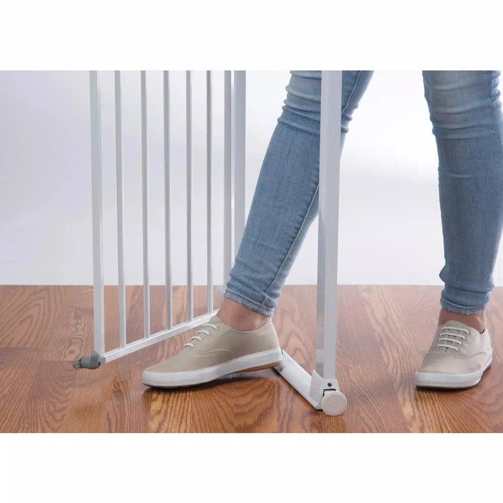 Safety 1st Flat Step 30 in. Pressure-Mounted Child Safety Gate, White