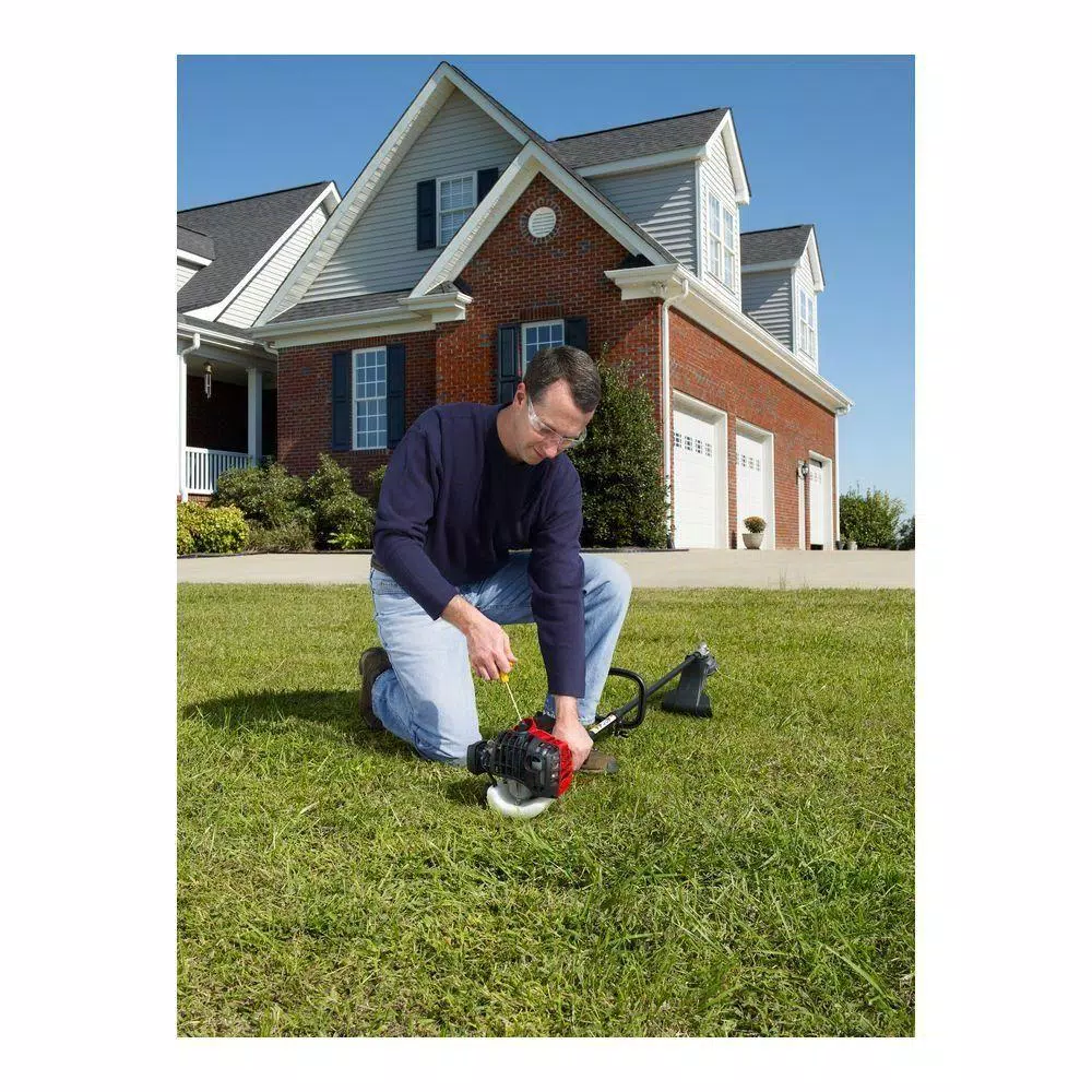 Homelite Reconditioned 26 cc 2-Cycle Straight Shaft Gas Trimmer