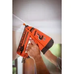 Paslode 16-Gauge Cordless Lithium-Ion Angled Finish Nailer Kit thumbnail 8