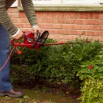 Toro 22 in. 4.0-Amp Electric Corded Hedge Trimmer with Dual Action Blades thumbnail 2