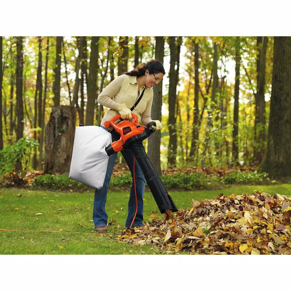 BLACK+DECKER 12-Amp Corded Electric 3-in-1 Handheld Leaf Blower, Vacuum, and Mulcher, 230 MPH, 385 CFM