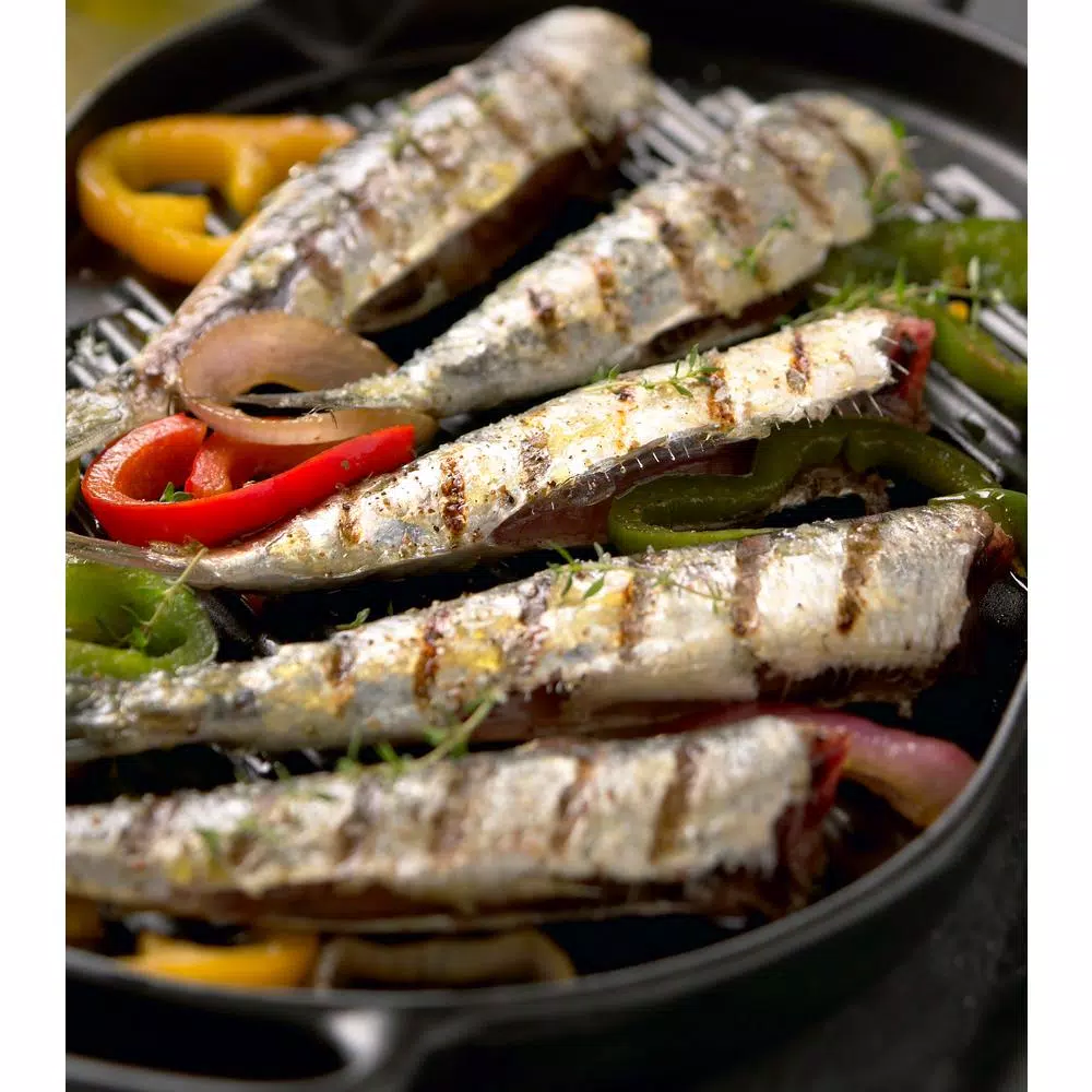 Chasseur 18 in. Oval Enameled Cast Iron Grill Pan, Black