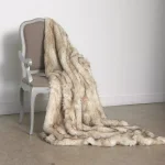 Best Home Fashion Champagne Fox Faux Fur Throw Blanket, 58 in. x 84 in. thumbnail 5