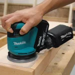 Makita 18V LXT Lithium-Ion 5 in. Random Orbit Sander Kit with 5.0Ah Battery and Charger thumbnail 8