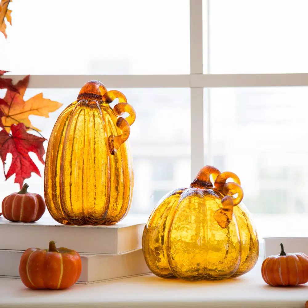 Glitzhome Amber Crackle Glass Pumpkin Set of 2, Handmade Indoor Tabletop Decor