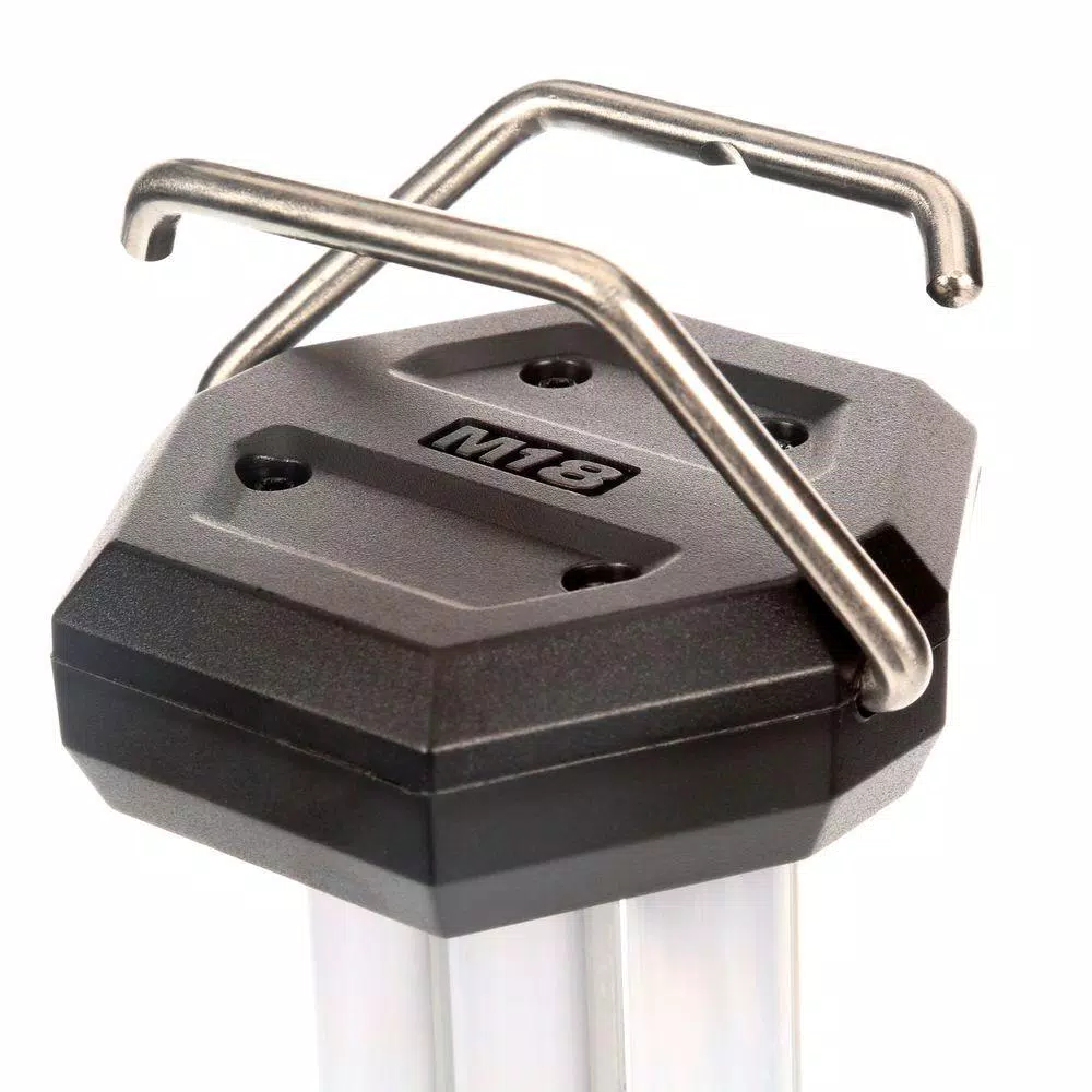 Milwaukee M18 18V Lithium-Ion 700-Lumen LED Lantern/Flood Light (Tool-Only)