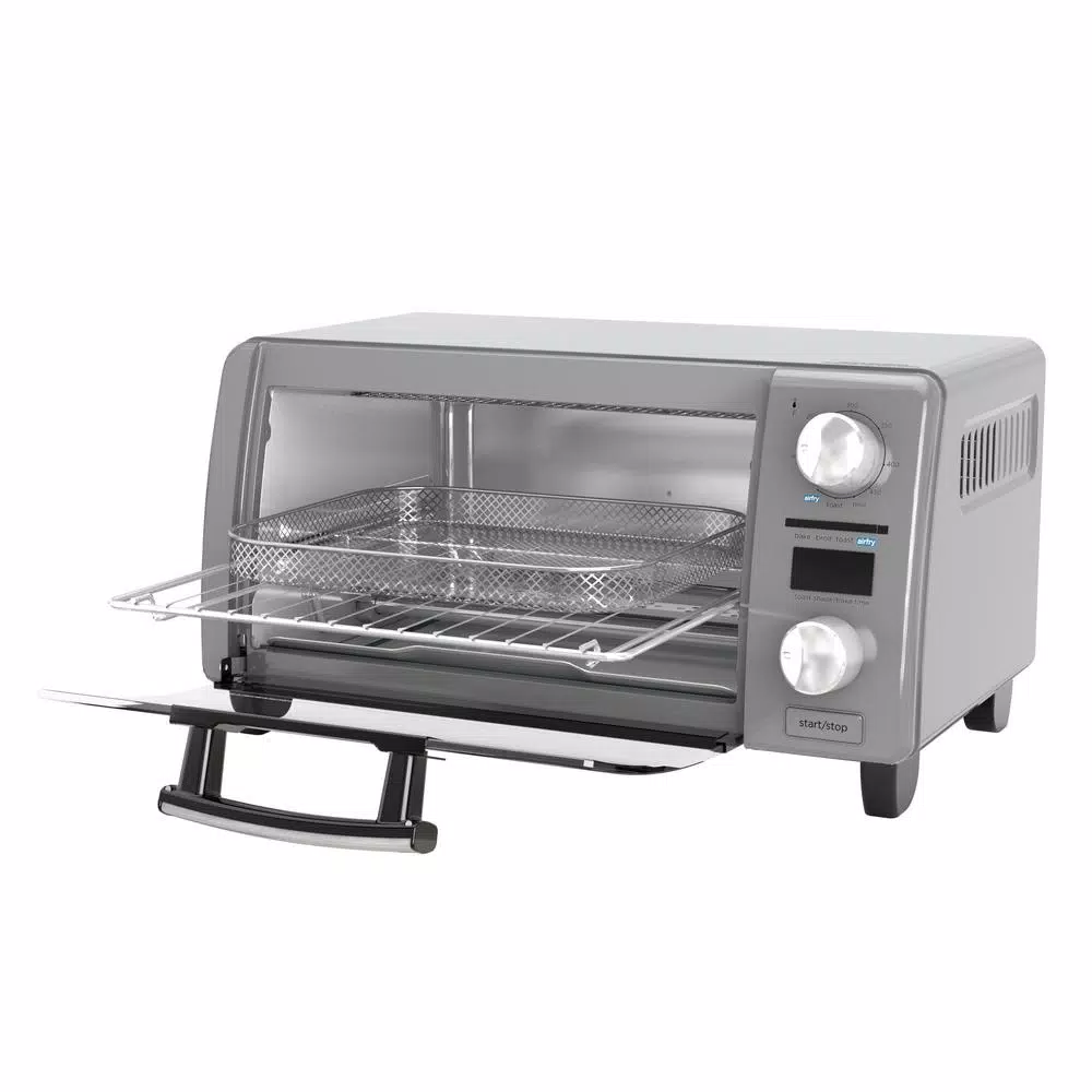 BLACK+DECKER Crisp 'n Bake 4-Slice Silver Countertop Air Fry Toaster Oven with Convection