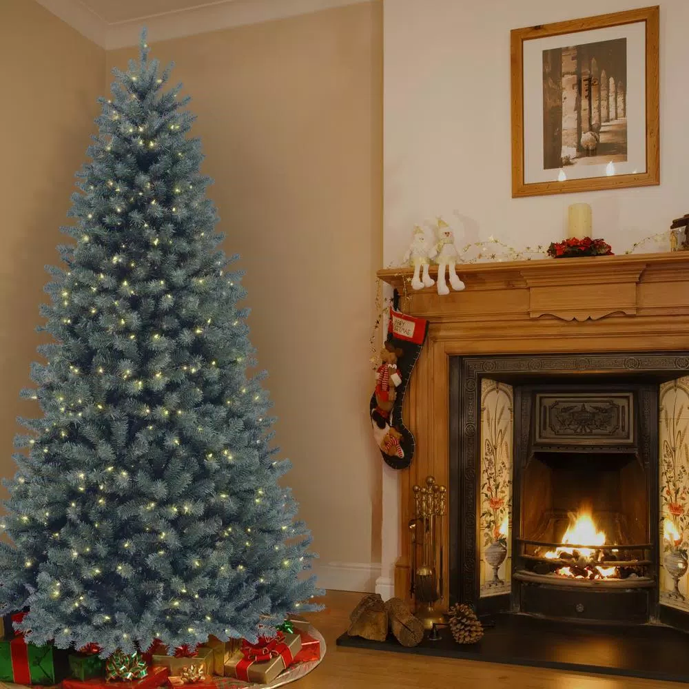 National Tree Company 7 ft. North Valley Blue Spruce Artificial Christmas Tree with 550 Clear Lights