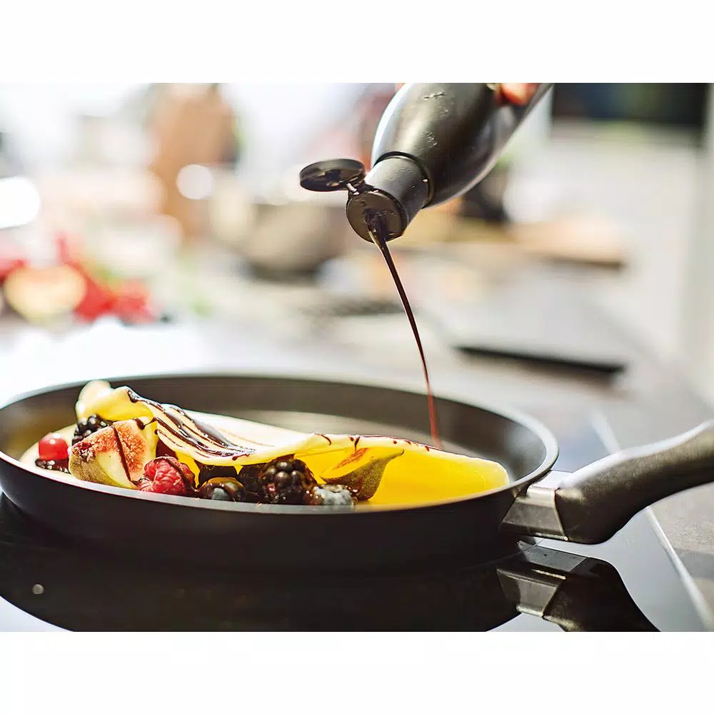 Berndes Specialty 11.5 in. Round Aluminum Crepe Pan, Black