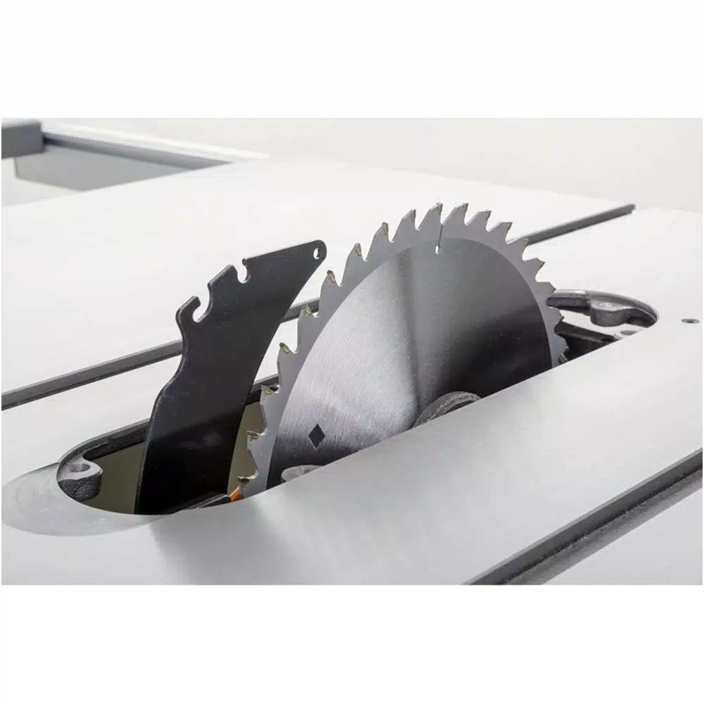 Grizzly Industrial 10 in. 2 HP 120-Volt Hybrid Table Saw with T-Shaped Fence and Cast Iron Table