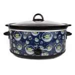 Uncanny Brands Star Wars The Mandalorian 7 Qt Navy Blue Slow Cooker with Wraparound Art thumbnail 1
