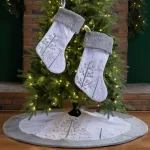 Glitzhome White and Gray Fleece Christmas Decoration Set - 48 in. Tree Skirt and 21 in. Stockings (Set of 3) thumbnail 7