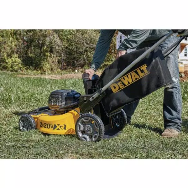 DEWALT 20 in. 20V MAX Cordless Walk Behind Push Lawn Mower with (2) 9.0 Ah Batteries and Charger