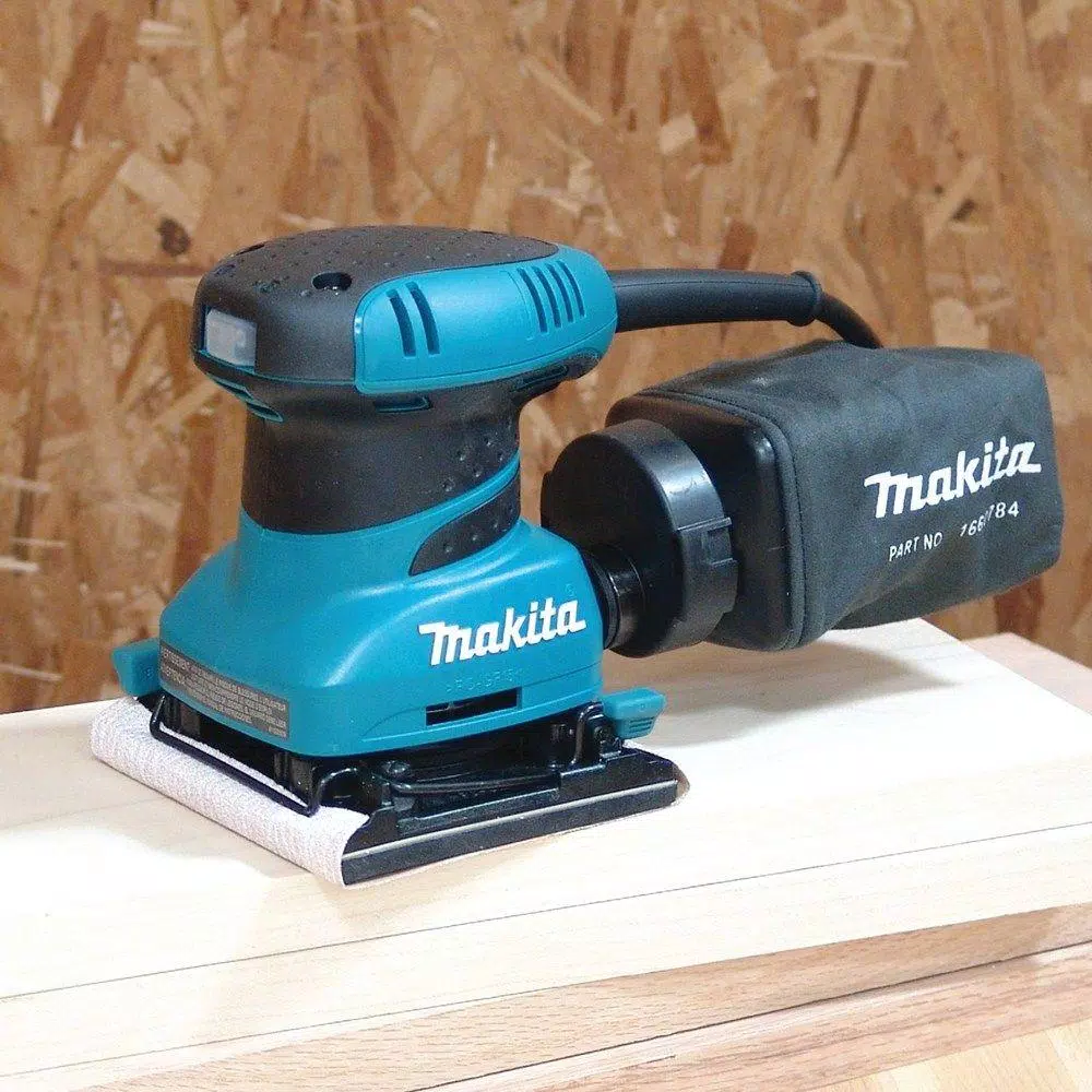 Makita 2 Amp Corded 1/4 Sheet Finishing Sander with Sanding Paper and Dust Bag