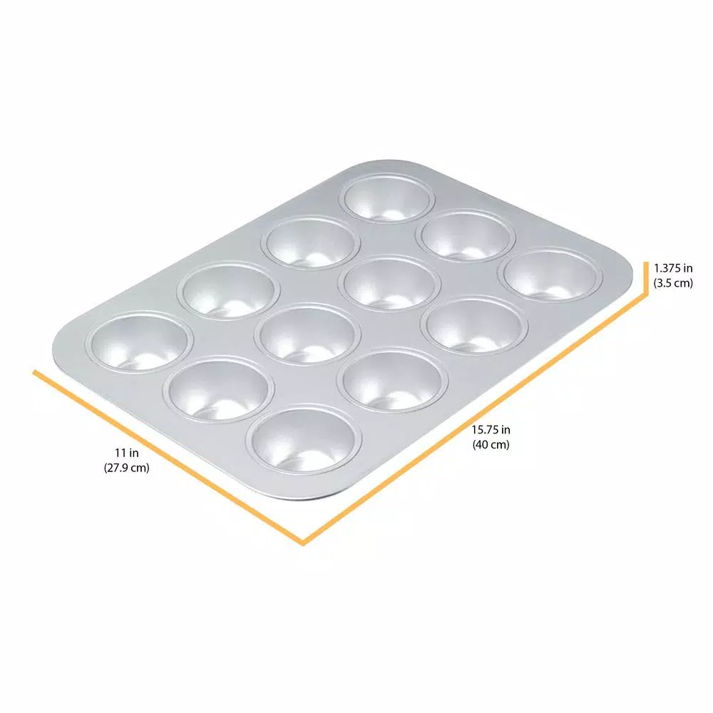 Chicago Metallic Commercial II 12-Cup Muffin and Cupcake Pan