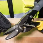 Klein Tools Straight Cutting Aviation Snips with Integrated Wire Cutter, 18-Gauge Steel Capacity thumbnail 4