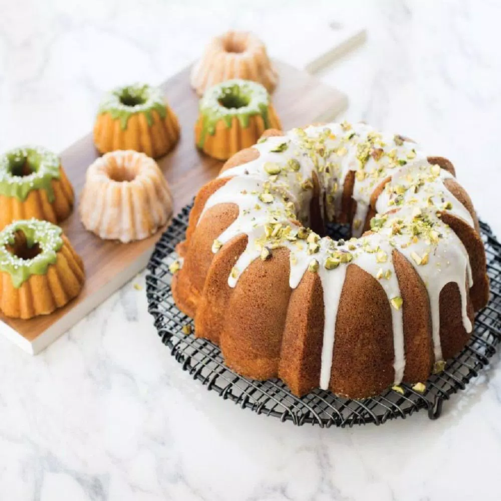 Nordic Ware Anniversary Fluted Mini Bundt Cake Pan, Cast Aluminum, Nonstick