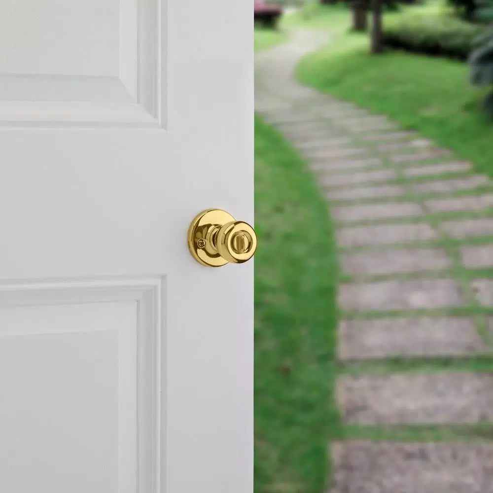 Kwikset Tylo Polished Brass Keyed Entry Door Knob