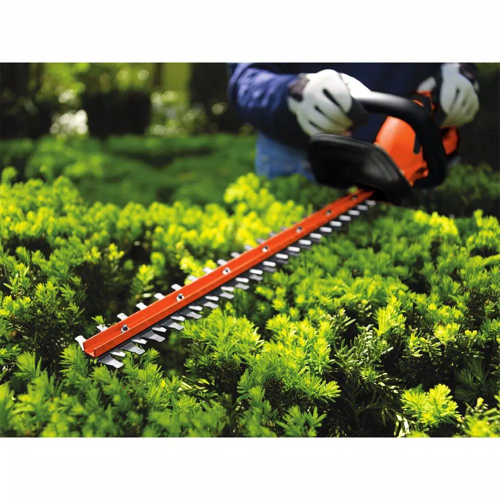 Black+Decker 22 in. 20V Max Cordless Hedge Trimmer Kit with (2) 1.5Ah Batteries, Charger, and Bonus Blower