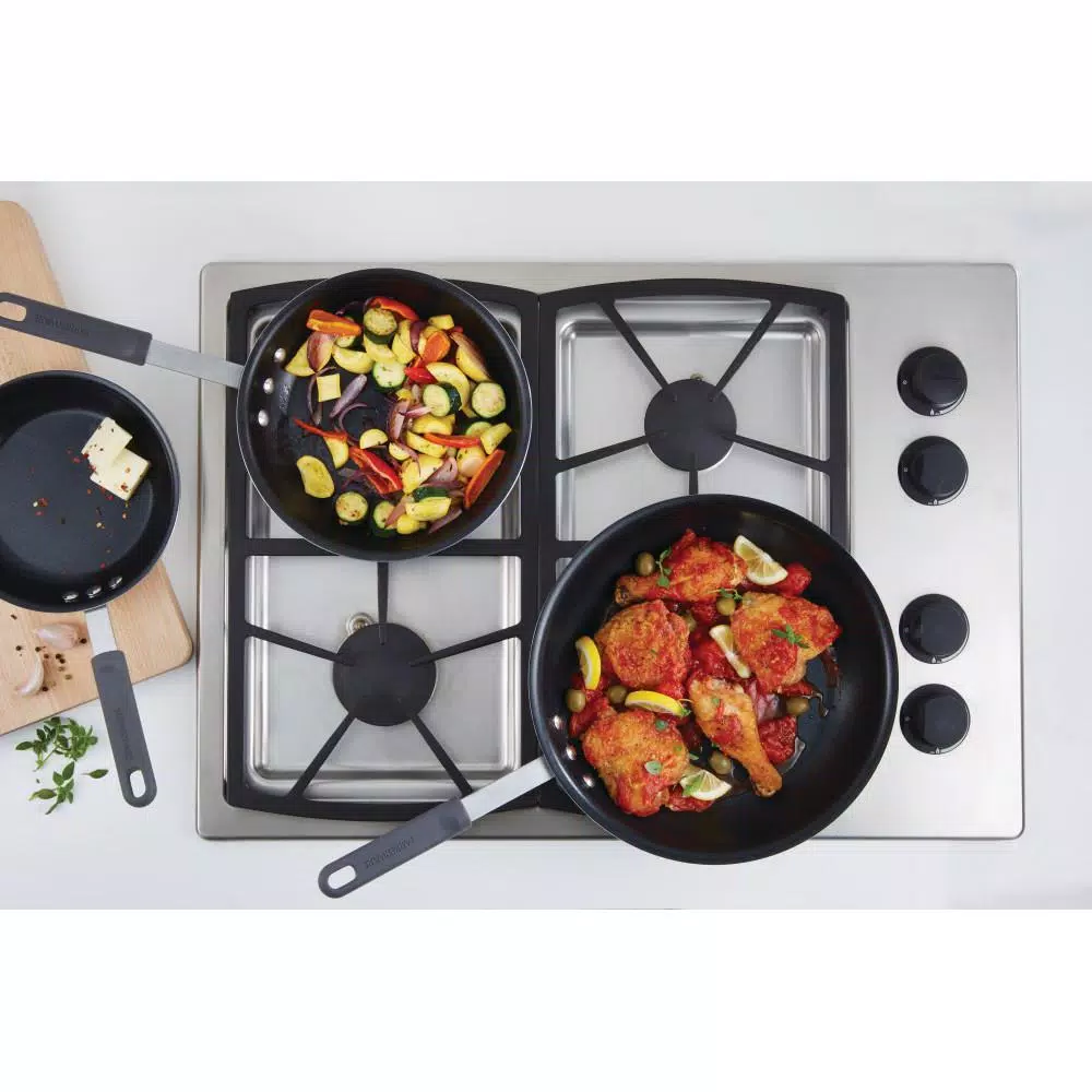 Farberware Restaurant Pro 8 in. Aluminum Nonstick Skillet, Silver