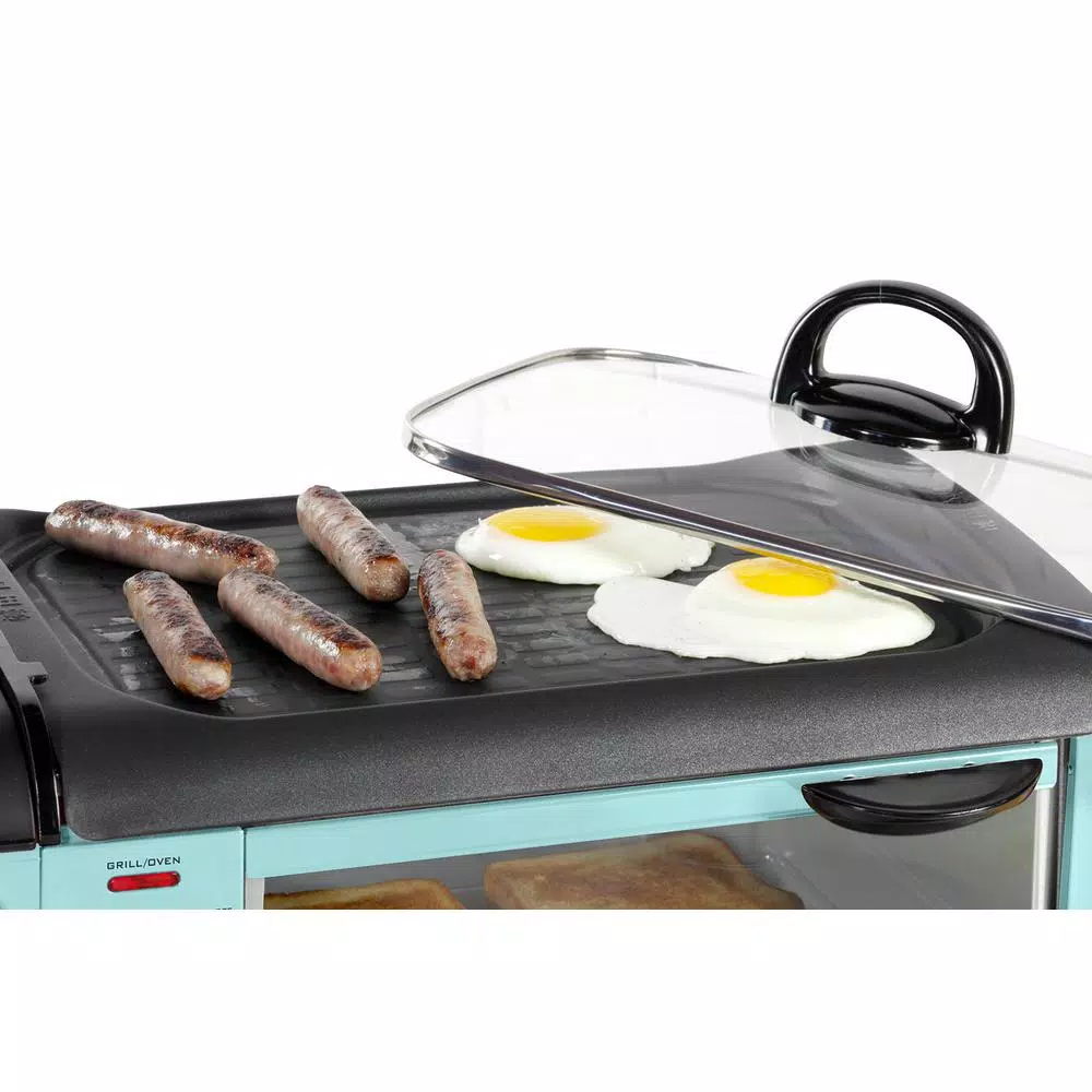 Nostalgia BSET300BLUE Retro Series 3-in-1 Breakfast Station, 1500W, 4-Slice Toaster Oven & 4-Cup Coffee Maker, Blue