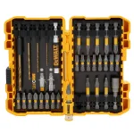 DEWALT MAXFIT 32-Piece Screwdriving Set with 10X Magnetic Screw Lock System thumbnail 1