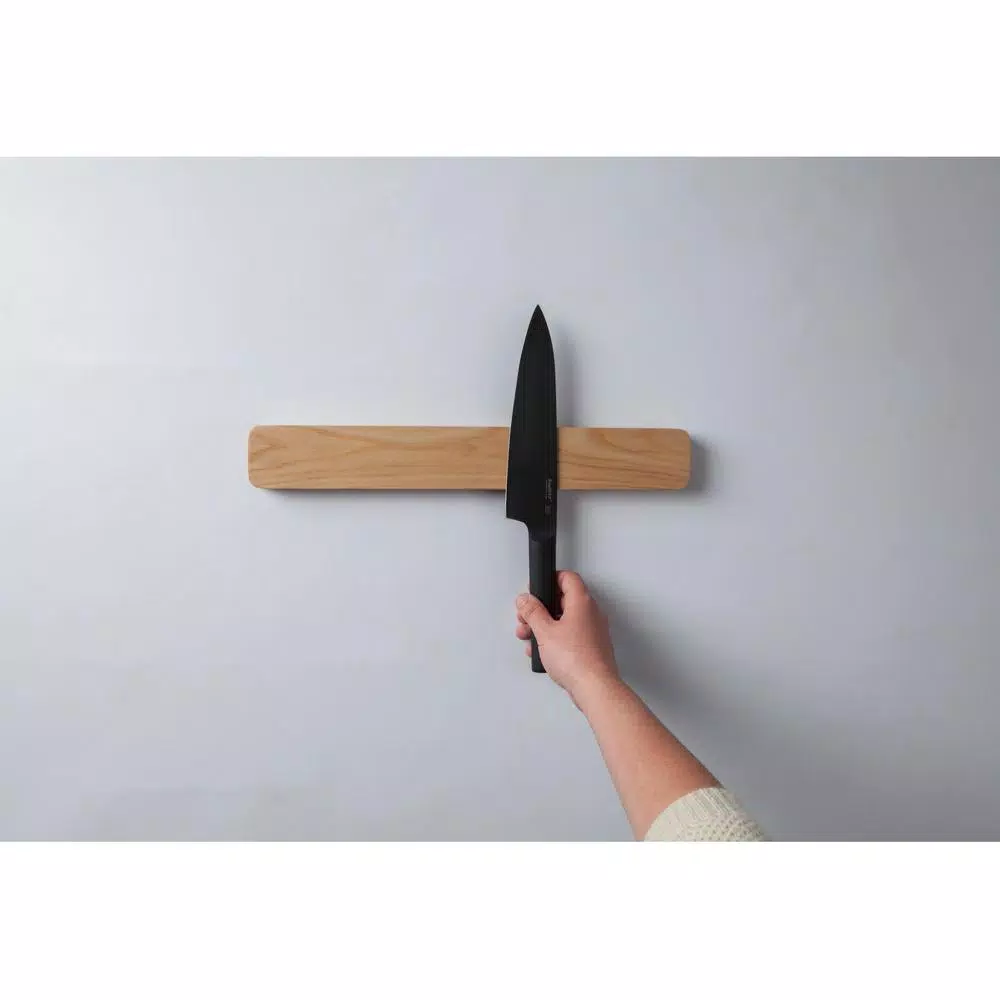 BergHOFF Ron Wooden Magnetic Knife Bar, 15.75 in. Ash Wood Wall Mount Knife Rack