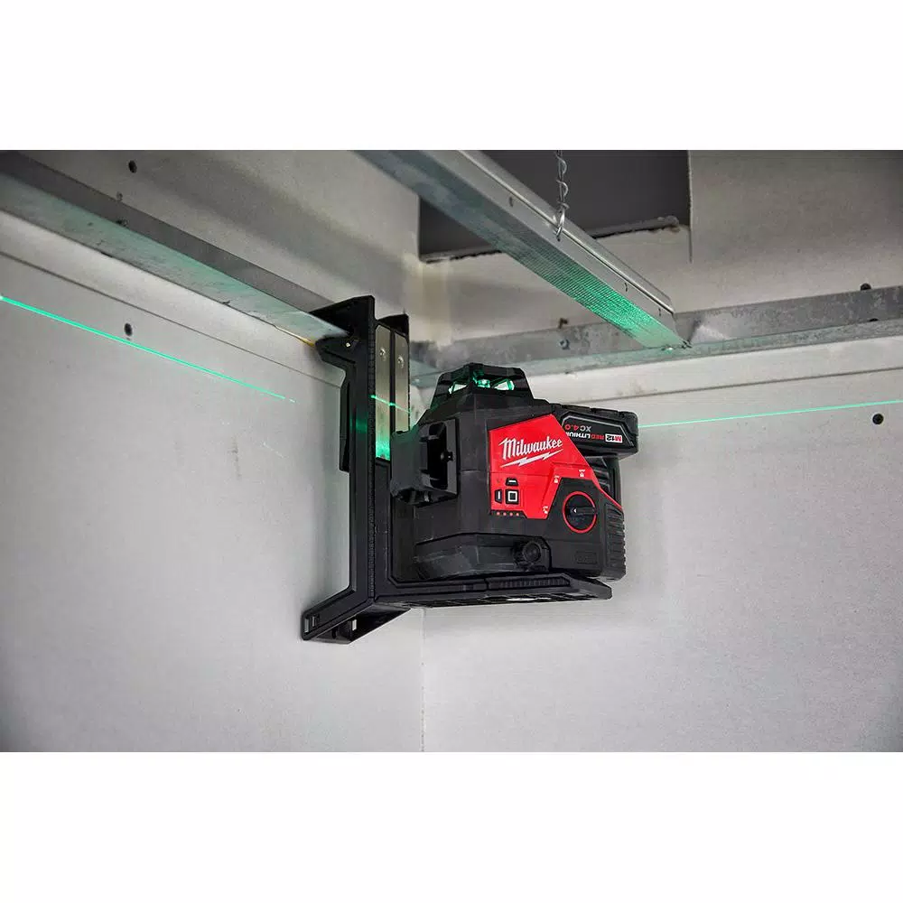 MILWAUKEE Laser Track Clip for USB and M12 Laser Levels