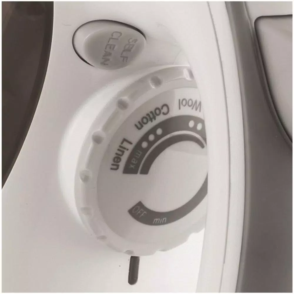 Brentwood Appliances MPI-90R Steam Iron with Auto Shut-Off and 1200W Power