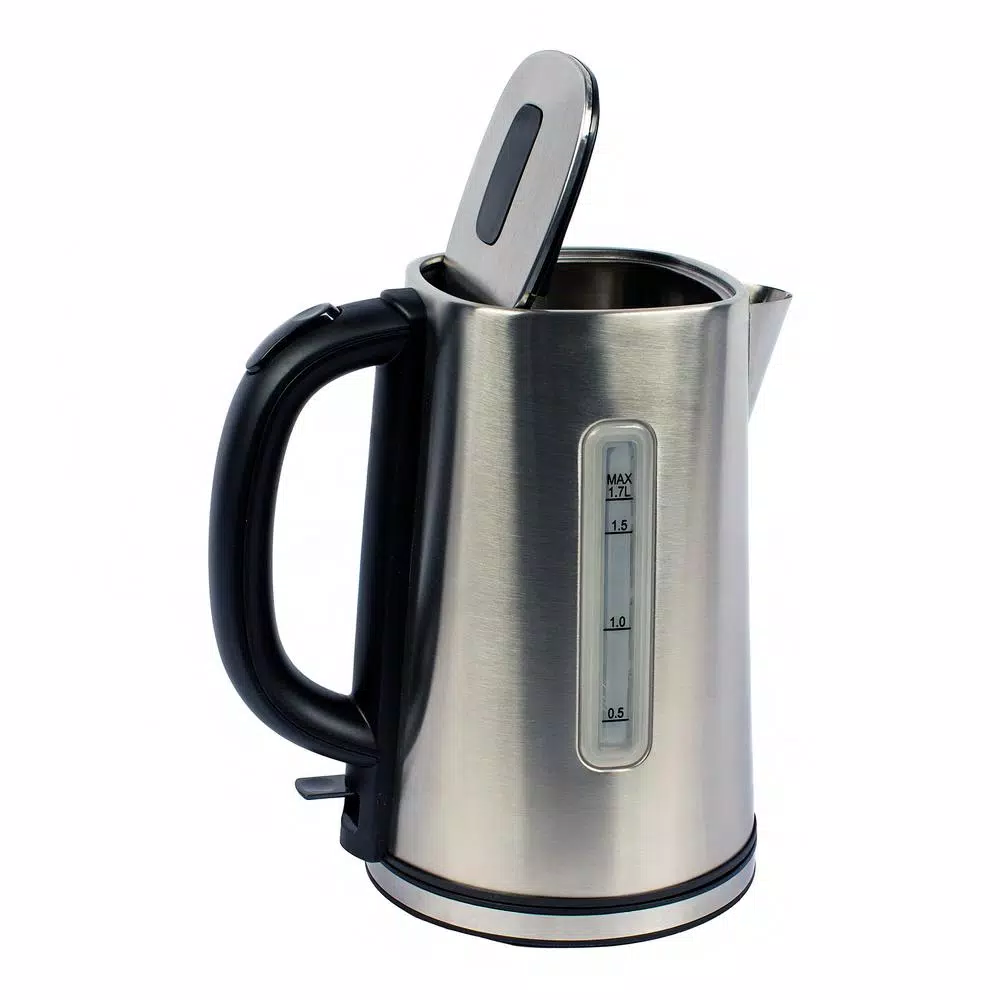 Magic Chef 7.2 Cup Stainless Steel Electric Kettle with Cord Storage