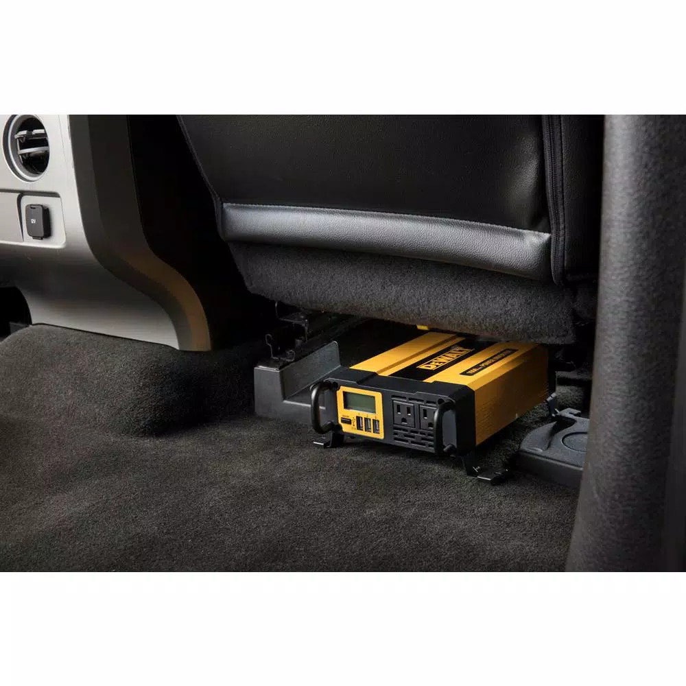 DEWALT DXAEPI1000 1000-Watt Professional Power Inverter with LCD Display