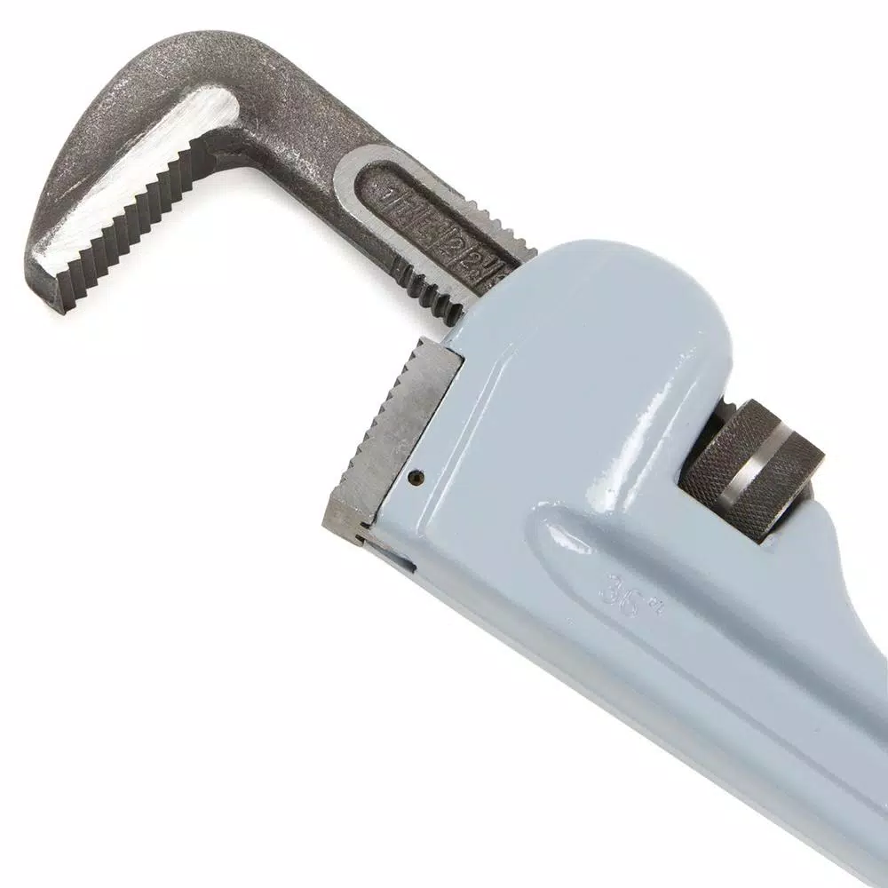 Stark 36 in. Aluminum Straight Pipe Wrench, Heavy Duty Adjustable Plumber's Wrench
