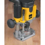 DEWALT DW621 2 HP Electronic Variable Speed Plunge Router thumbnail 4
