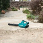 Makita 36V (18V x2) LXT Brushless Cordless Handheld Leaf Blower with Flat End Nozzle thumbnail 9