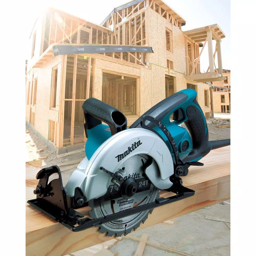 Makita 15 Amp 7-1/4 in. Corded Hypoid Circular Saw with 24T Carbide Blade